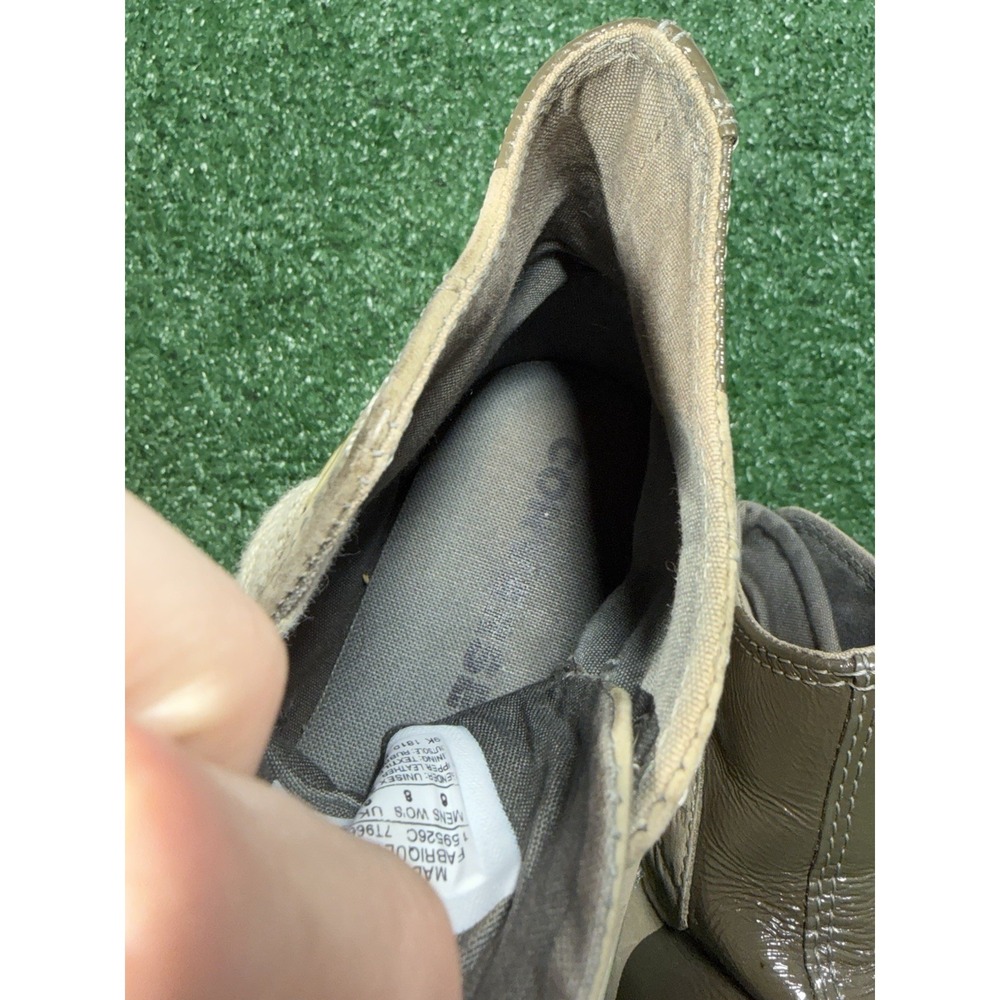 Converse Shoes‎ Womens Size 8 Olive Green Leather Chuck Taylor High Top Sneakers - Picture 7 of 9